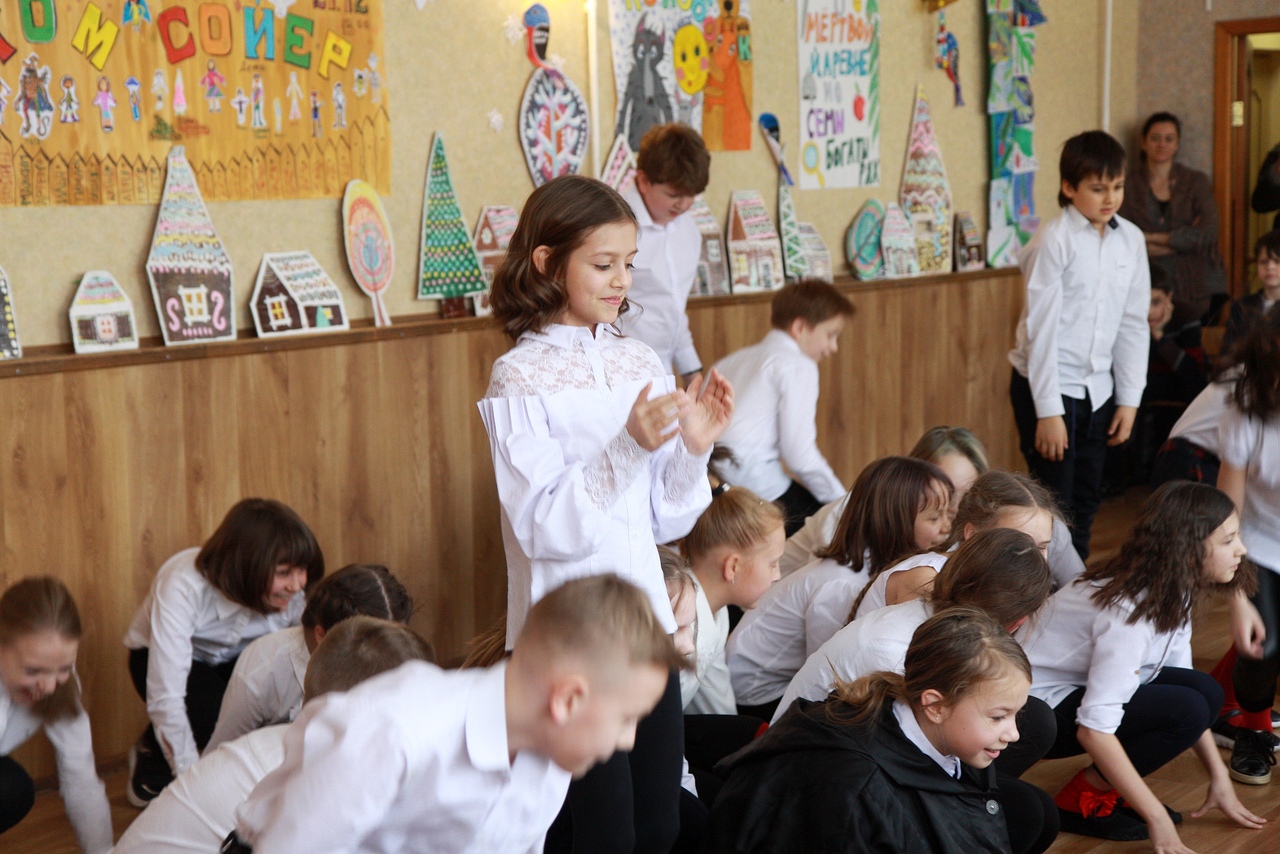 Театральный фестиваль в начальной школе. 